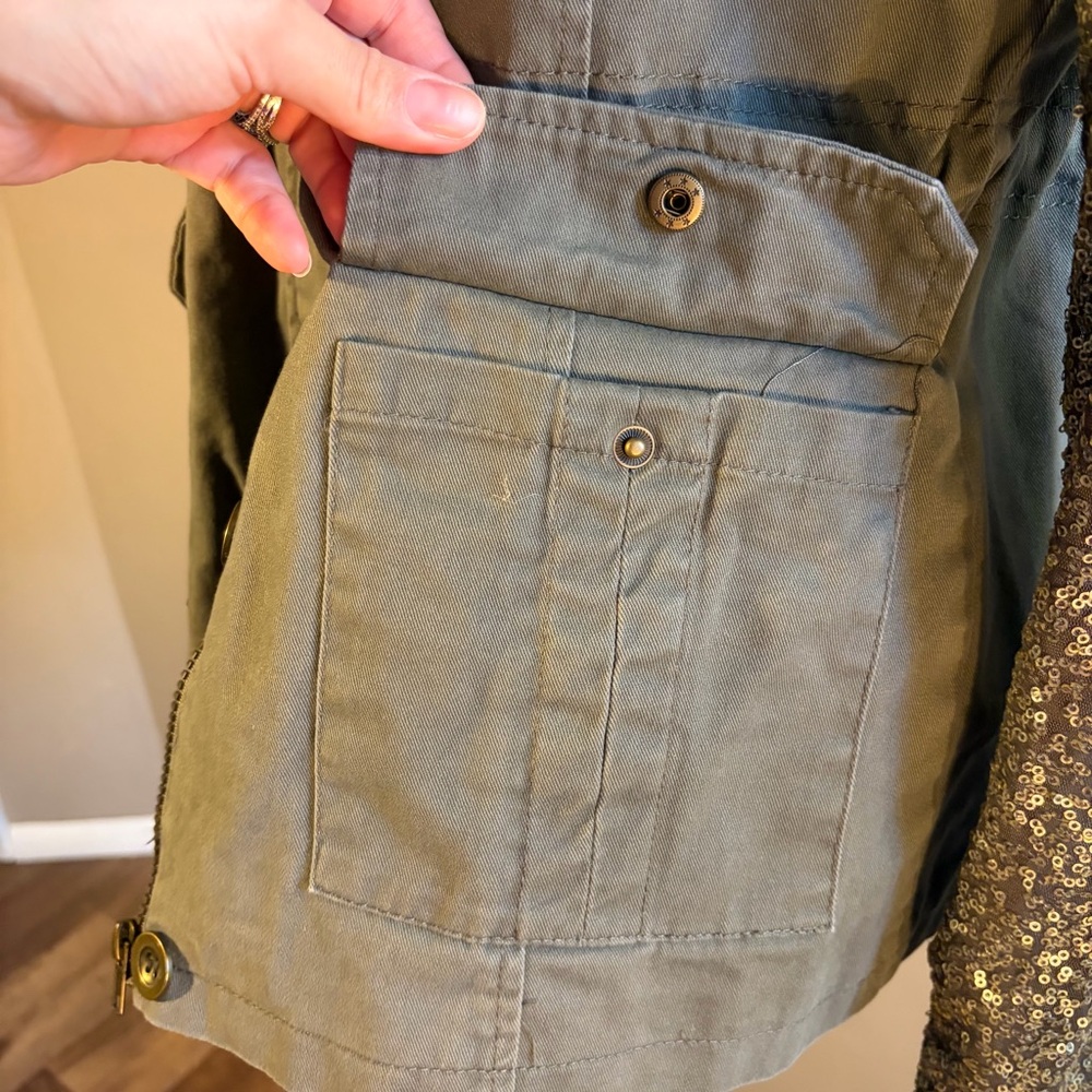 Quinn Olive Green Utility Jacket Sequin Sleeves Snap Pockets Military Anorak L - Picture 13 of 16
